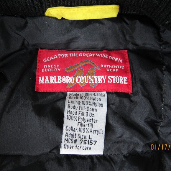 Vtg 90's Marlboro Country Store Men's Duck Down Puffer Jacket Red Full zip LG - Picture 2 of 12